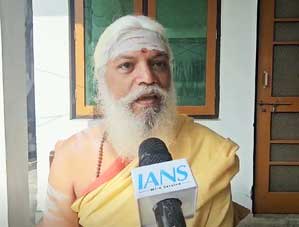 How IITian Jaishankar left US job and turned Acharya