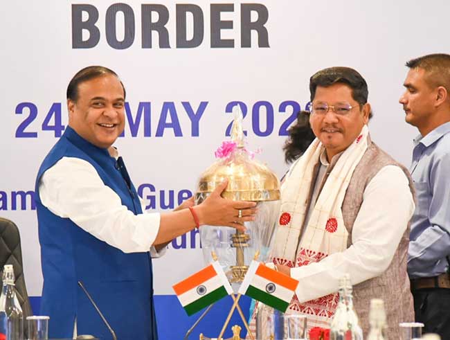 Assam, Meghalaya CMs meet to resolve border disputes in 6 areas