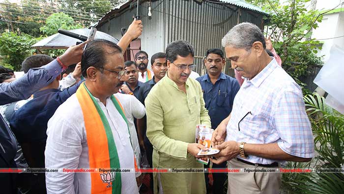 CM, Rajib attends 'Sampark Se Samarthan' Campaign