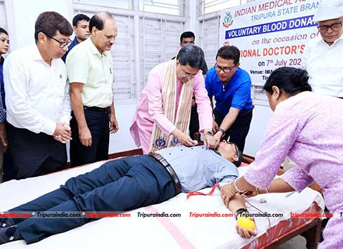 Chief Minister urges Doctors to serve beyond regular hours