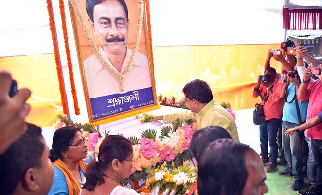 CM inaugurates blood donation camp to remember late MLA Dilip Sarkar