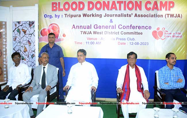 Role of Journalists important in development process: CM after inauguration of blood donation camp