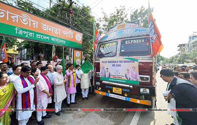 Chief Minister flags off relief truck for violence-hit Manipur