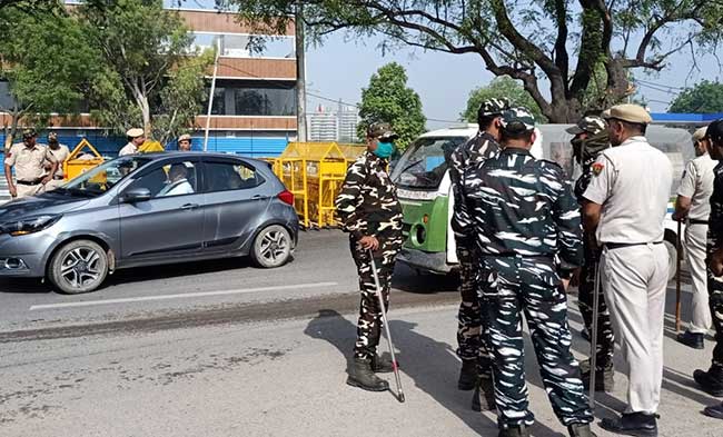 Barricades, paramilitary at Delhi entry points ahead of farmers' solidarity show for wrestlers