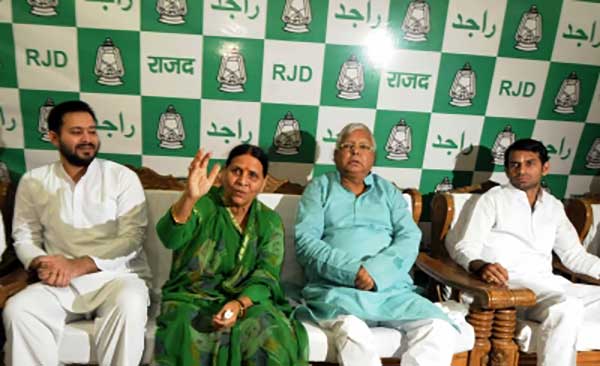 Land-for-job scam: Delhi court grants bail to Lalu, family