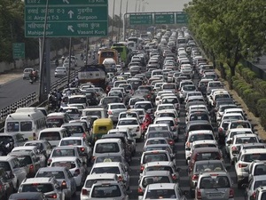 Farmers protest: Massive traffic jams at Delhi's exit & entry points