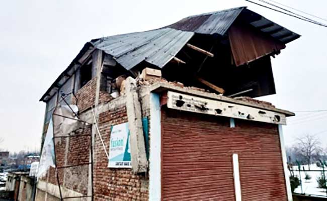 Illegally built shopping complex of Hurriyat leader demolished in J&K