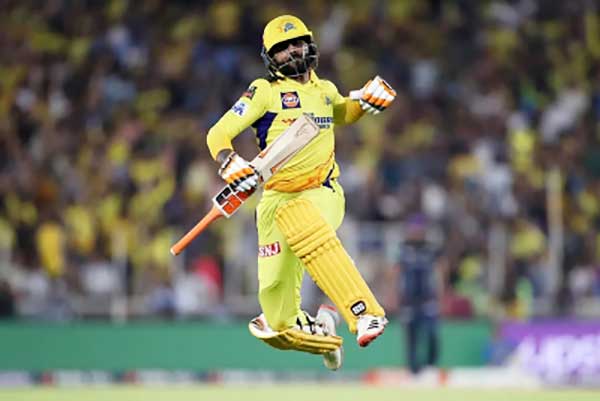 Jadeja's last ball heroics help CSK beat Gujarat Titans by 5 wickets, clinch record-equalling 5th IPL title