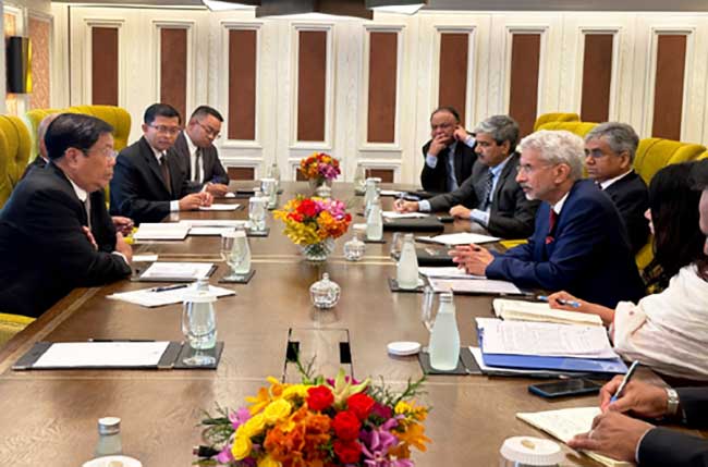 Jaishankar meets Myanmar counterpart, raises issues of human and drug trafficking, stability in border areas