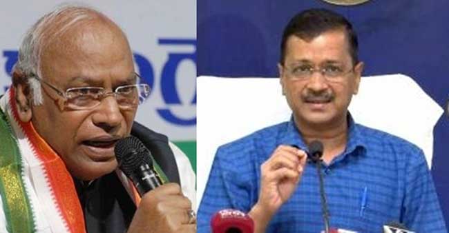 SC lawyer files complaint against Kejriwal, Kharge for remarks against President's caste