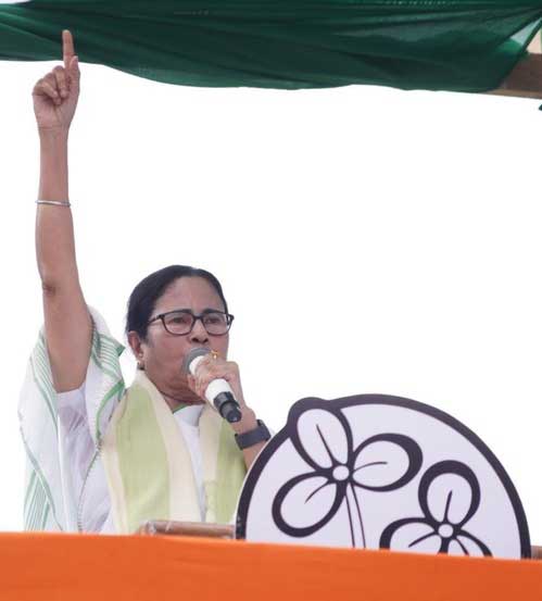 Someone messaged me threatening to arrest Abhishek Banerjee: Mamata