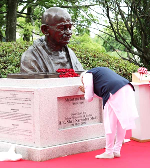 Modi unveils Mahatma Gandhi's bust in Hiroshima, says Gandhian ideals of peace reverberate globally