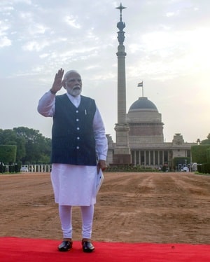 Narendra Modi to take oath as Prime Minister at 7.15 pm today