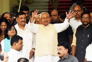 'Sushasan Babu' to 'Gandi Baat': Nitish taints his image with loose talk