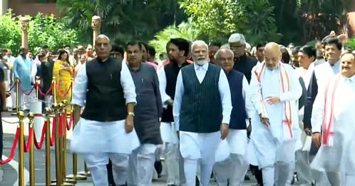 PM Modi walks to new Parliament building with cabinet colleagues, MPs