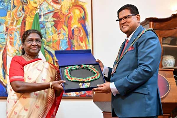 'Matter of pride that Indians have reached highest positions in Suriname', says Prez Murmu