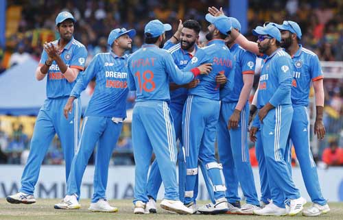 Asia Cup: Siraj's deadly six-wicket haul sets up India's eighth title win