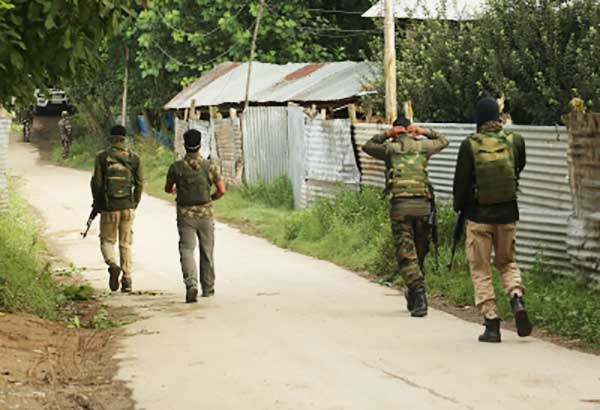 Soldier, terrorist killed in Pulwama encounter