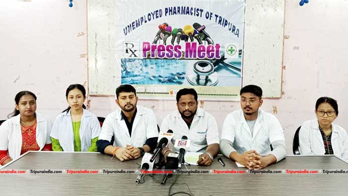 Unemployed Pharmacists demands immediate recruitment