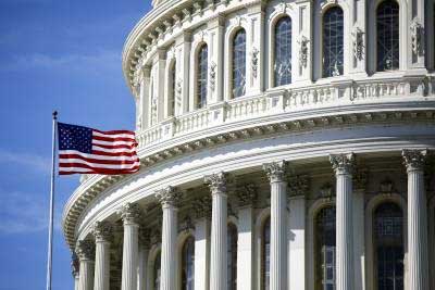 US Congress avoids government shutdown in last-minute deal