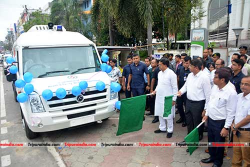 CM flagged off state's first Blood Collection and Transportation Van