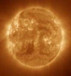 Indian astronomers unveil thermal structure of solar coronal holes, magnetic fields