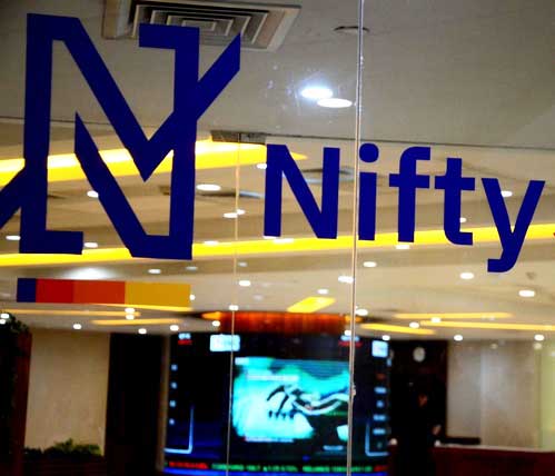 Nifty suffers sharp fall in last hour of trade