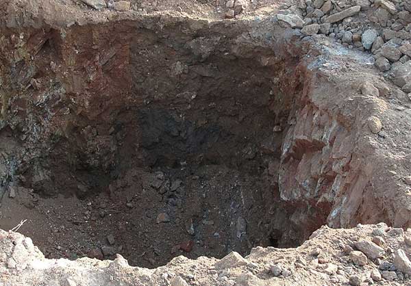 6-yr-old girl dies after falling into pit at construction site in B'luru